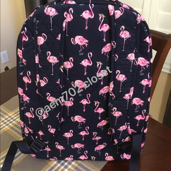 NWT VERA BRADLEY LARGE ESSENTIAL BACKPACK - Picture 3 of 5